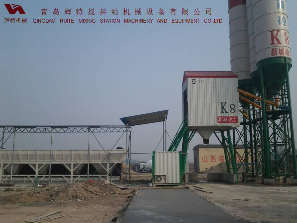 輝特混凝土攪拌站HZS50攪拌性能強，攪拌均勻、迅速，生產(chǎn)效率高